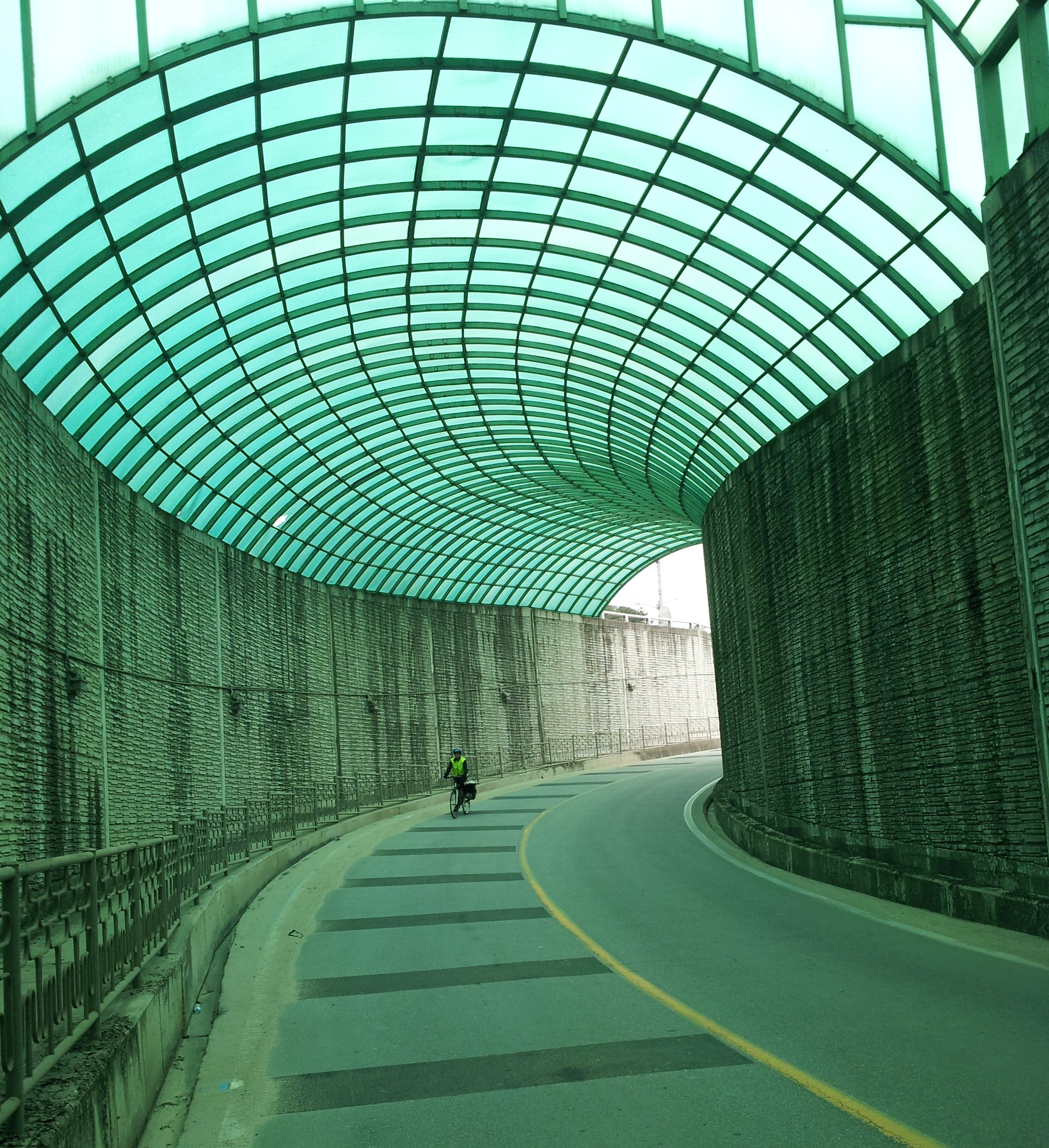 03_Tunnel.jpg