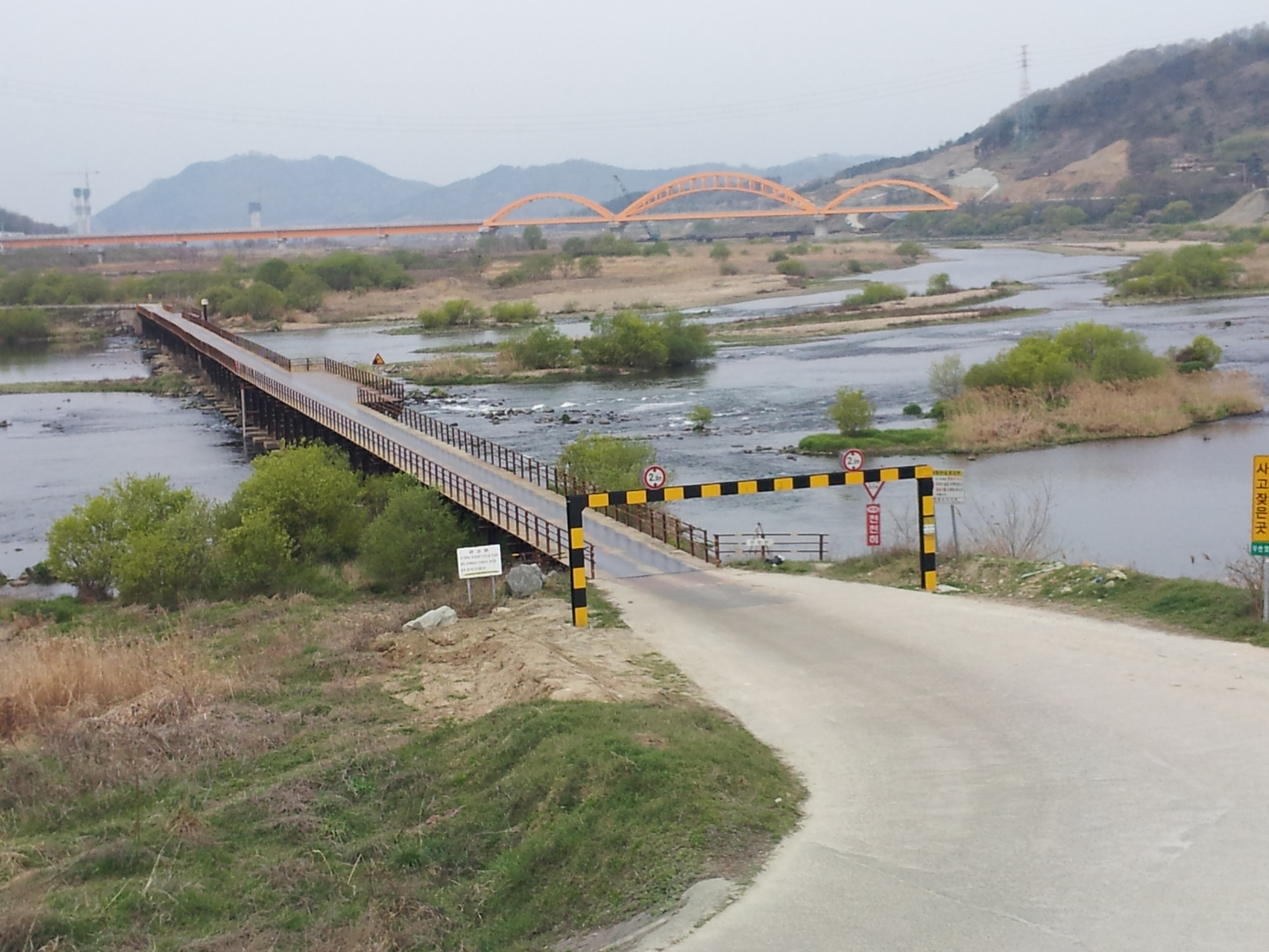 09_Bridge.jpg